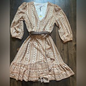 Calvin Klein embroidered Dress 👗 RETAIL $150!